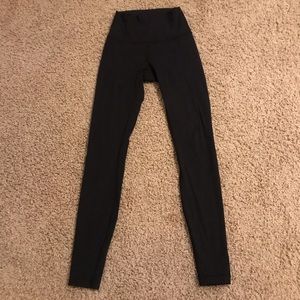 black lululemon leggings